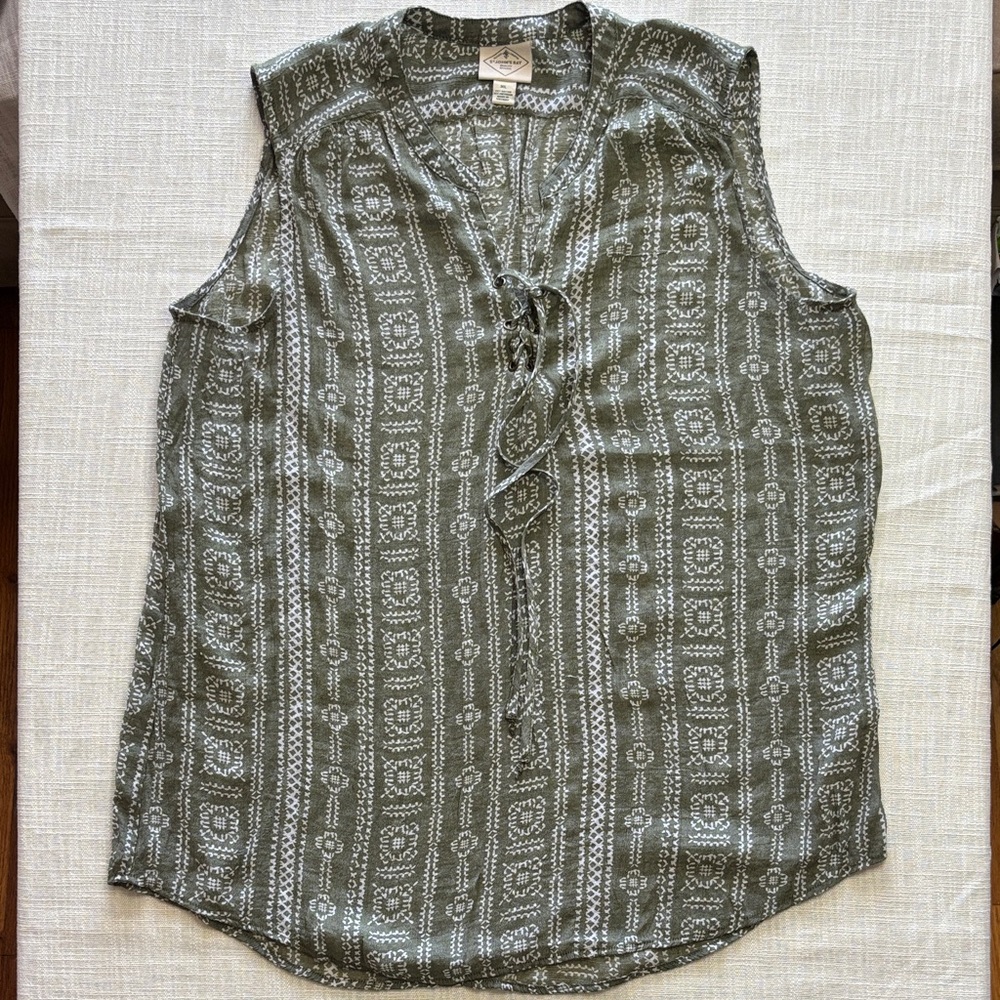 St John’s Bay Green Patterned Sleeveless Blouse